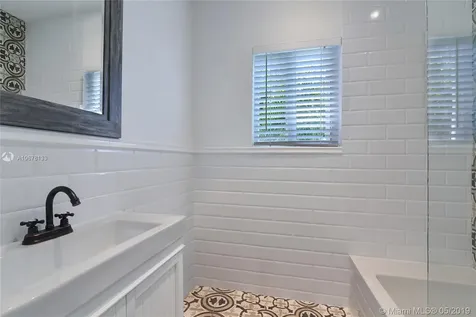 4460 N Jefferson Avenue Miami Beach FL 33140