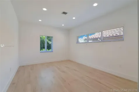 4460 N Jefferson Avenue Miami Beach FL 33140