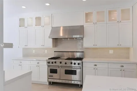 4460 N Jefferson Avenue Miami Beach FL 33140