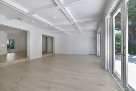 4460 N Jefferson Avenue Miami Beach FL 33140