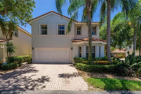 1140 Lyontree Street Hollywood FL 33019