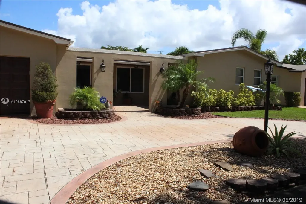 11251 NW 23rd Street Pembroke Pines FL 33026