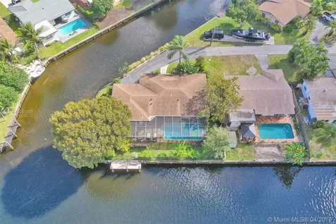 1918 NW 36th Court Oakland Park FL 33309