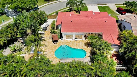 1131 SW 103rd Avenue Pembroke Pines FL 33025