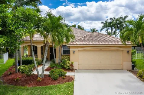 3932 Hawks Court Weston FL 33331