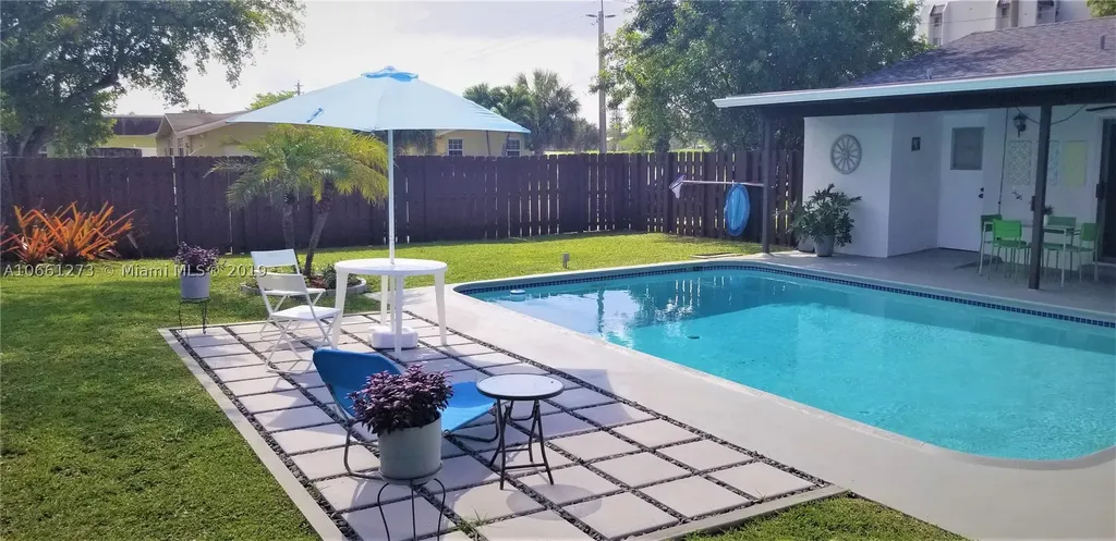 8101 SW 30th Street Davie FL 33328