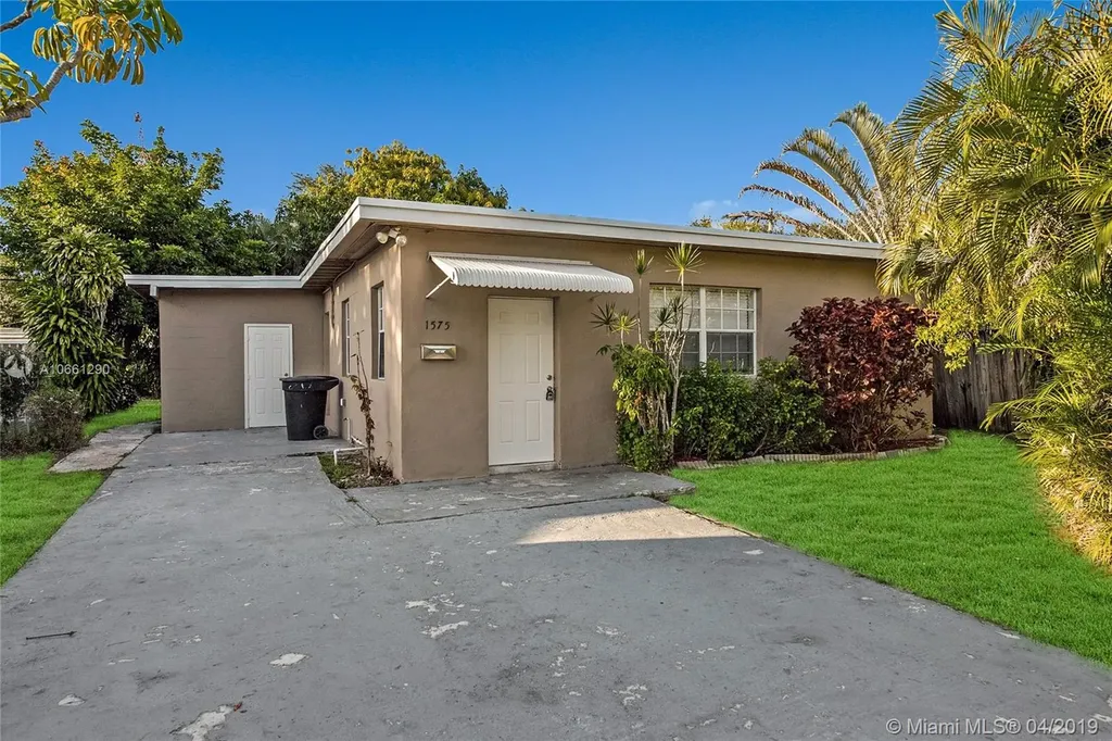 1575 NE 154th Street North Miami Beach FL 33162