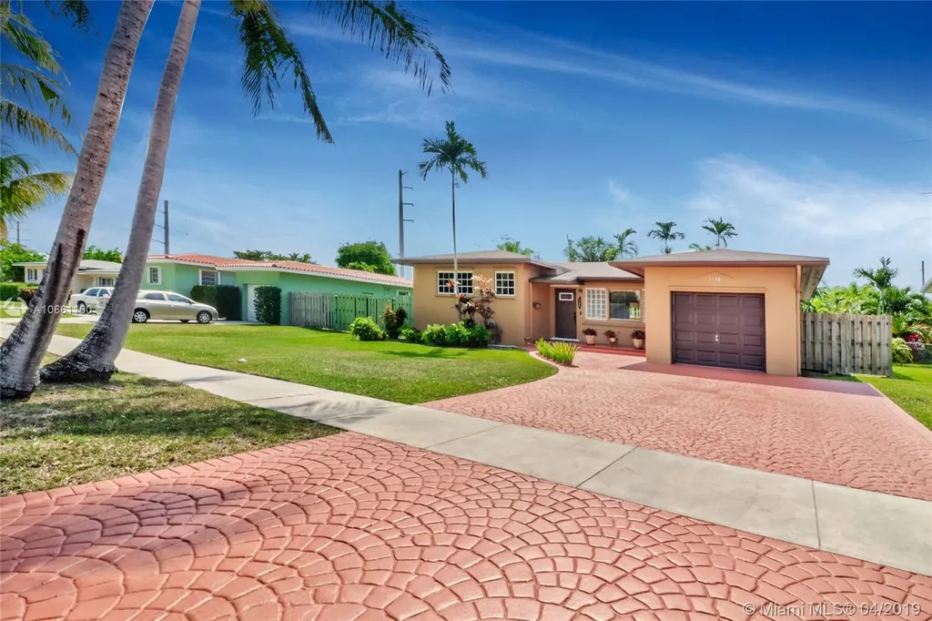 1138 Dove Avenue Miami Springs FL 33166