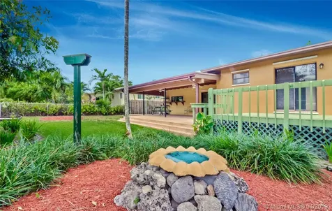 1138 Dove Avenue Miami Springs FL 33166