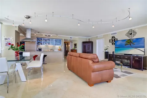 1800 South Ocean Drive Hallandale Beach FL 33009