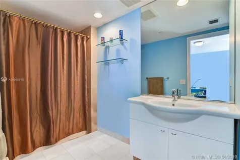 1800 South Ocean Drive Hallandale Beach FL 33009