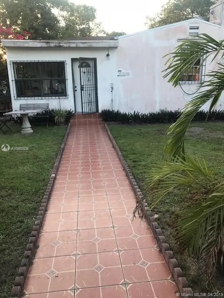 6328 NW 1st Place Miami FL 33150