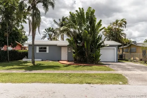 6440 Park Street Hollywood FL 33024