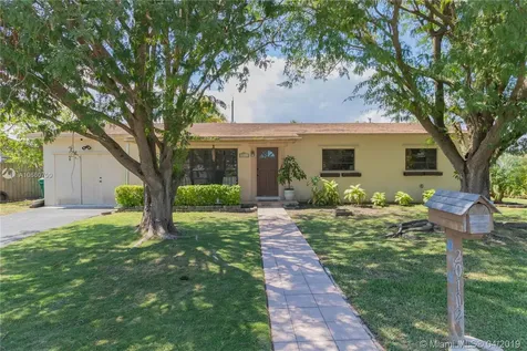 20112 SW 103rd Avenue Cutler Bay FL 33189
