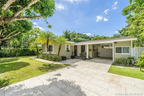 6730 SW 76th Terrace South Miami FL 33143