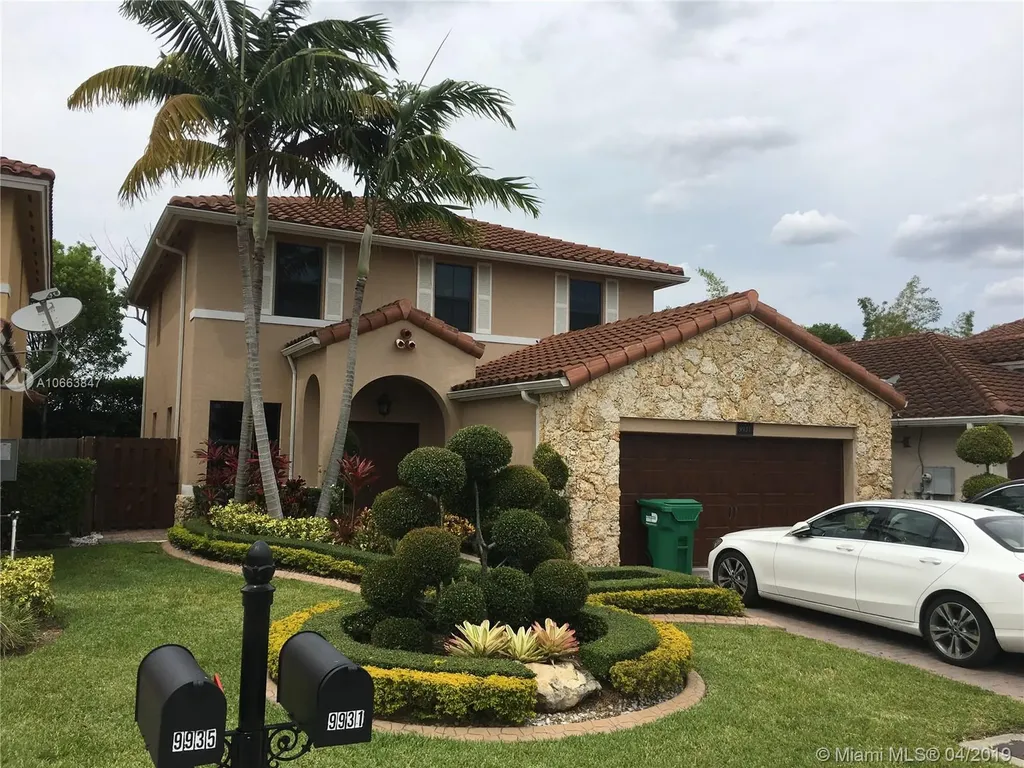 9931 NW 10th Terrace Miami FL 33172