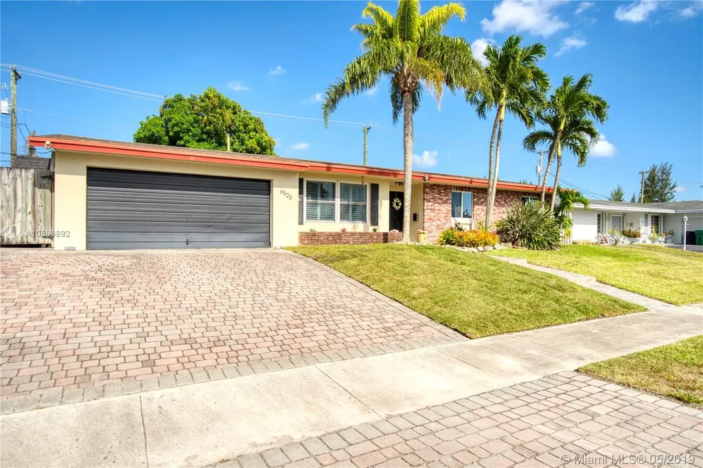 6525 SW 90th Court Miami FL 33173