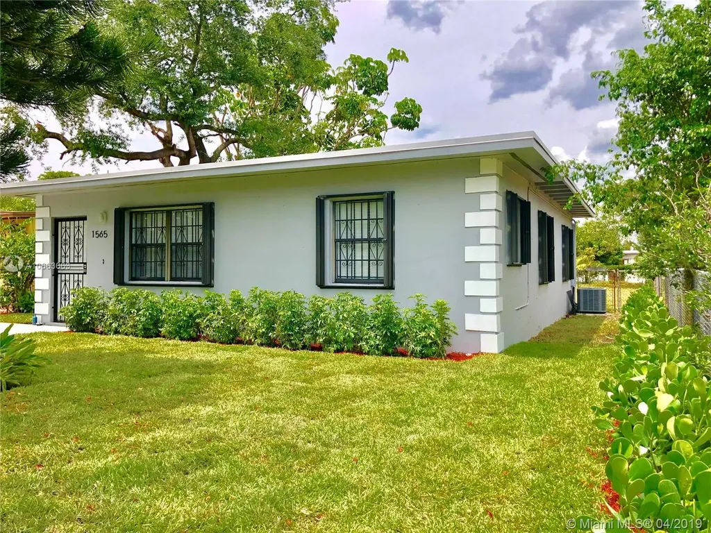 1565 NW 120th Street North Miami FL 33167