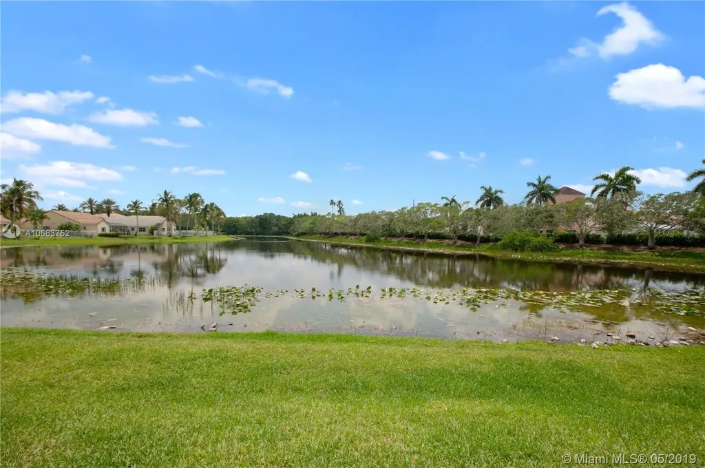 551 Carrington Lane Weston FL 33326