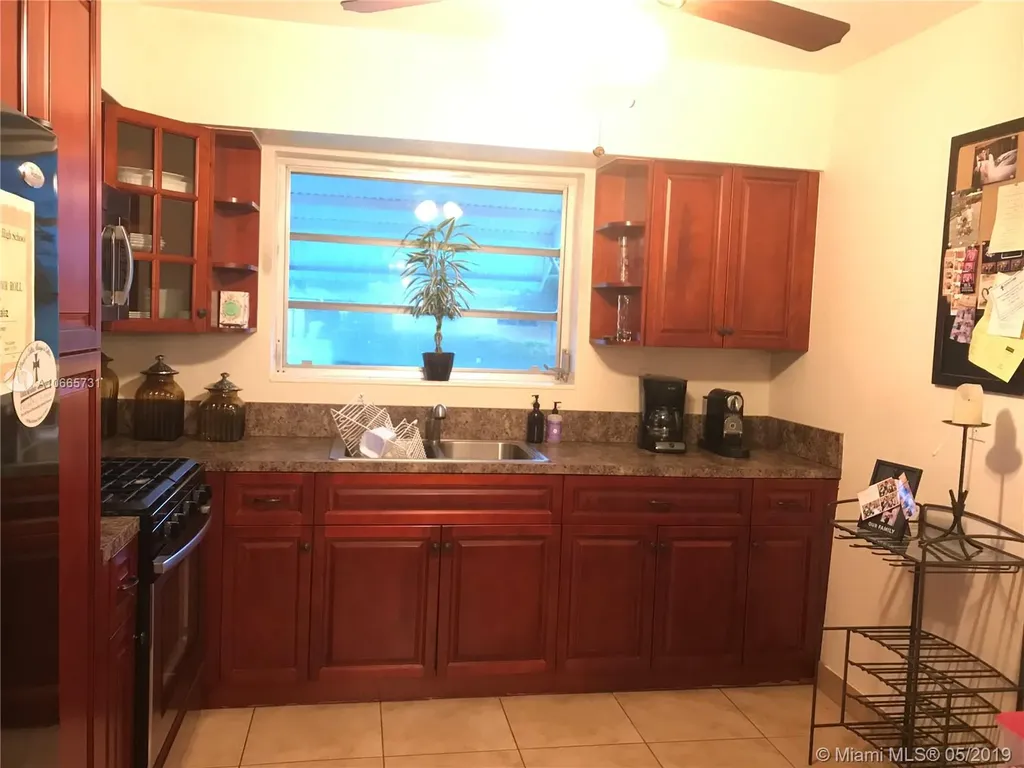 5451 W 11th Avenue Hialeah FL 33012