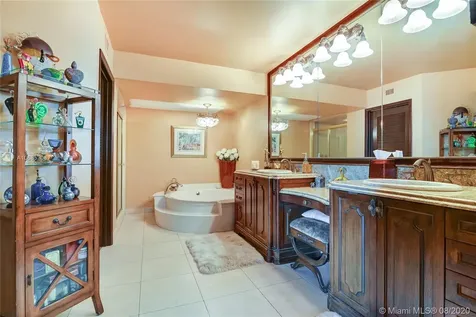 19195 Mystic Pointe Drive Aventura FL 33180
