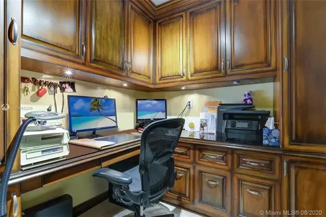 19195 Mystic Pointe Drive Aventura FL 33180