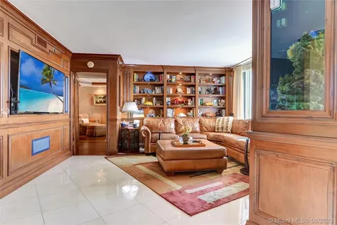19195 Mystic Pointe Drive Aventura FL 33180