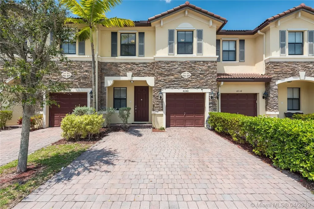 4240 SW 164th Path Miami FL 33185