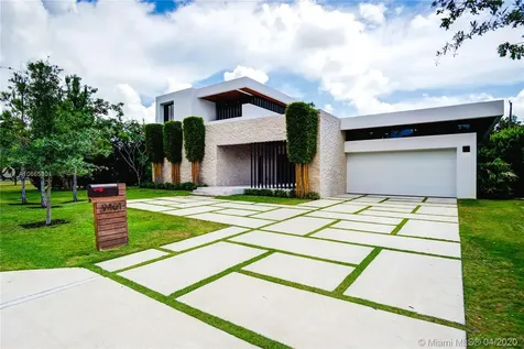 9401 SW 73rd Avenue Pinecrest FL 33156