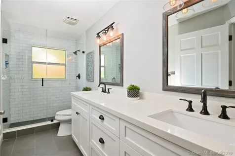 1270 Fairfax Court Weston FL 33326