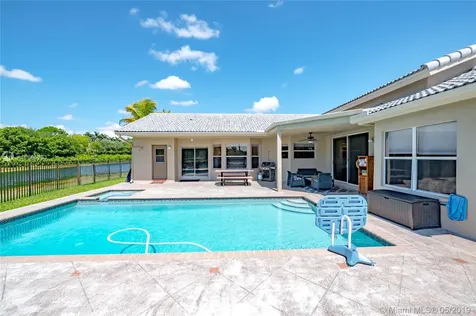 1270 Fairfax Court Weston FL 33326