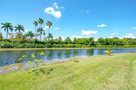 1270 Fairfax Court Weston FL 33326