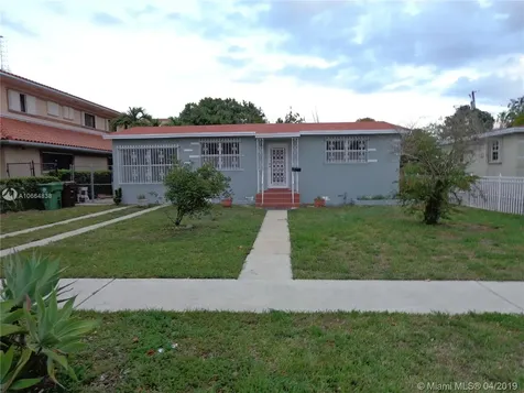 4475 W 1st Avenue Hialeah FL 33012