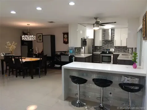 9550 Shadow Wood Lane Coral Springs FL 33071