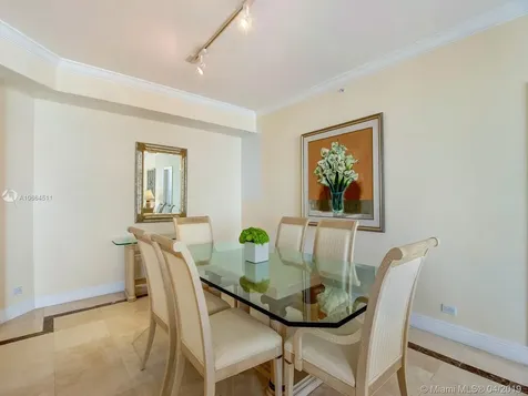 888 Brickell Key Drive Miami FL 33131