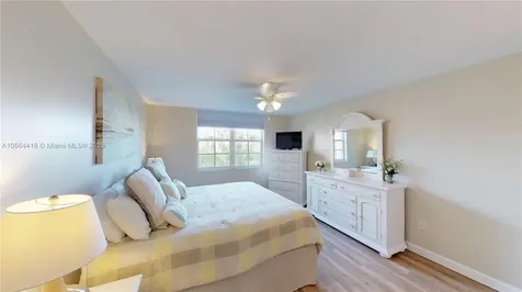 19701 E Country Club Drive Aventura FL 33180