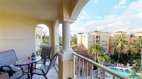 19701 E Country Club Drive Aventura FL 33180