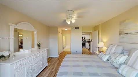 19701 E Country Club Drive Aventura FL 33180