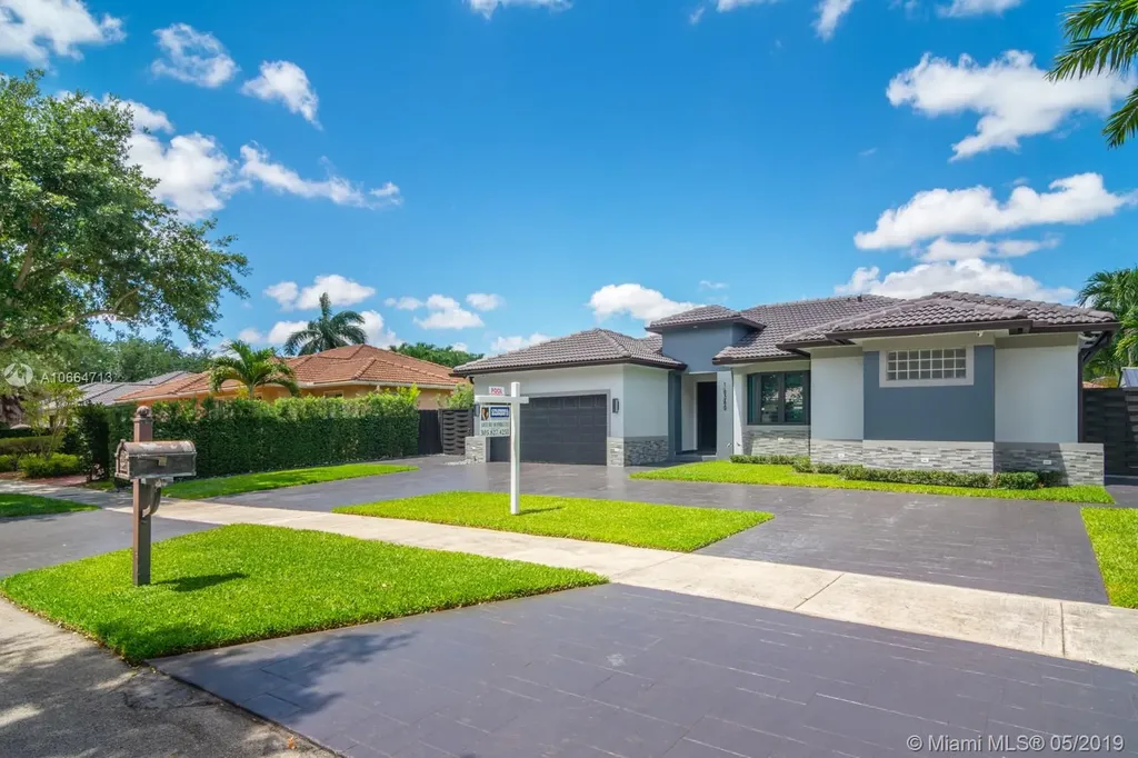 16342 NW 77th Place Miami Lakes FL 33016