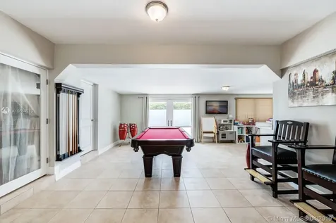 9004 SW 56th Street Miami FL 33165