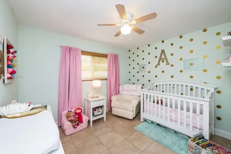 9004 SW 56th Street Miami FL 33165