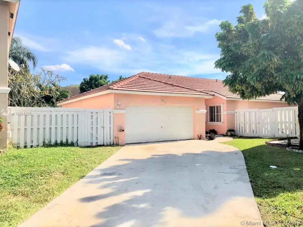9810 SW 2nd Street Pembroke Pines FL 33025