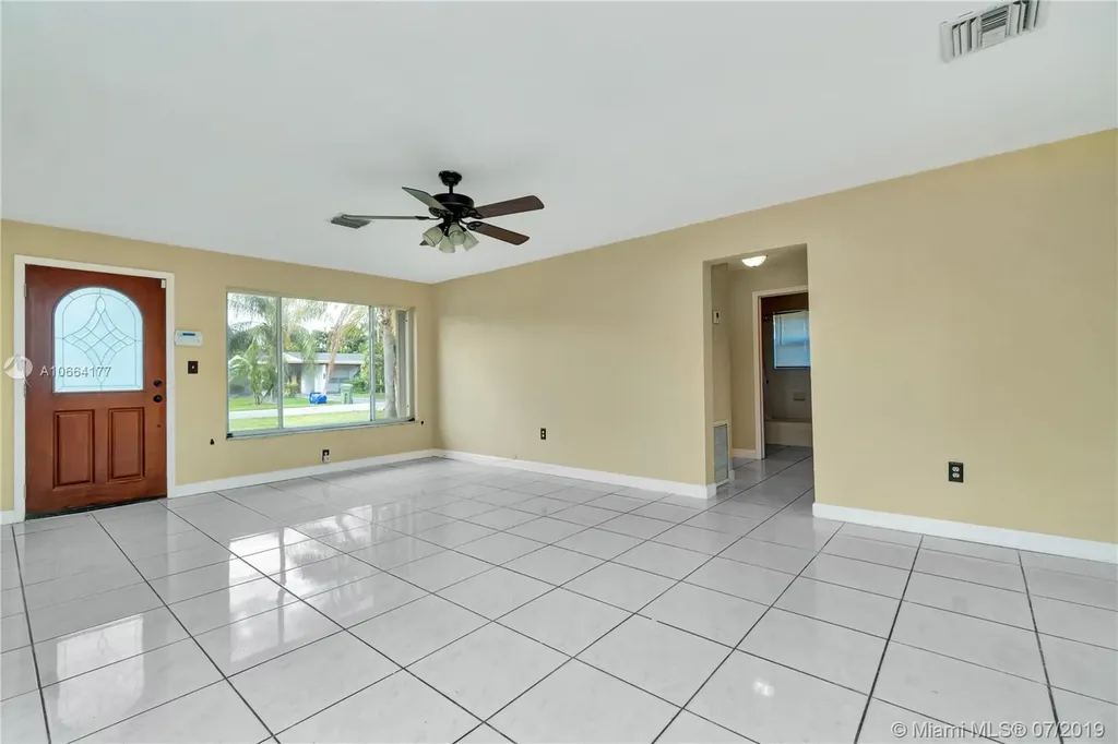 6804 SW 10th Court Pembroke Pines FL 33023