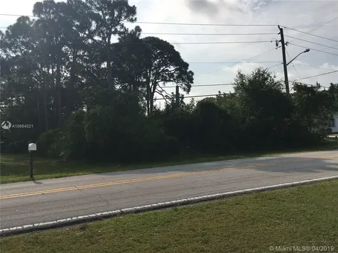 2325 SE Berkshire Boulevard Port St. Lucie FL 34952