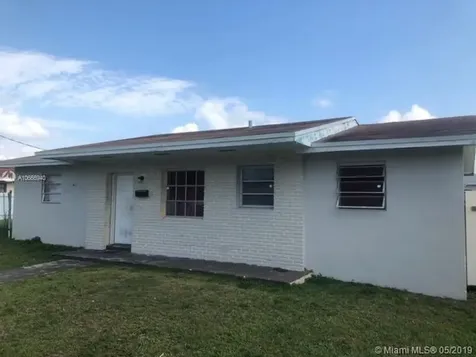 11915 SW 215th Street Miami FL 33177