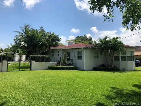 4000 SW 10th Street Miami FL 33134