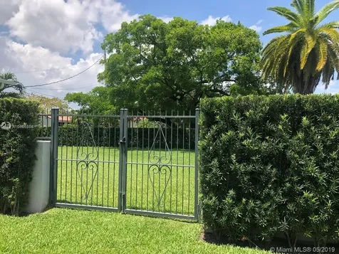 4000 SW 10th Street Miami FL 33134