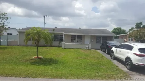 6940 Harding Street Hollywood FL 33024