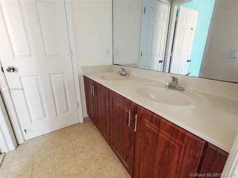 15621 SW 29th Terrace Miami FL 33185