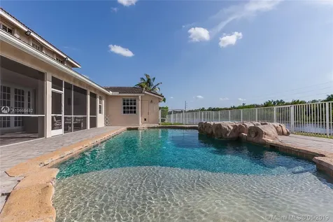 2505 Hunters Run Way Weston FL 33327
